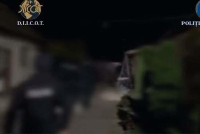 Percheziție în Timiș într-un dosar de pornografie infantilă anchetat de DIICOT Cluj