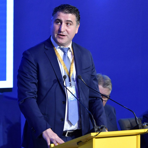 Deputatul Ciprian Paraschiv susține o lege pentru creșterea numărului de sportivi români în competițiile interne