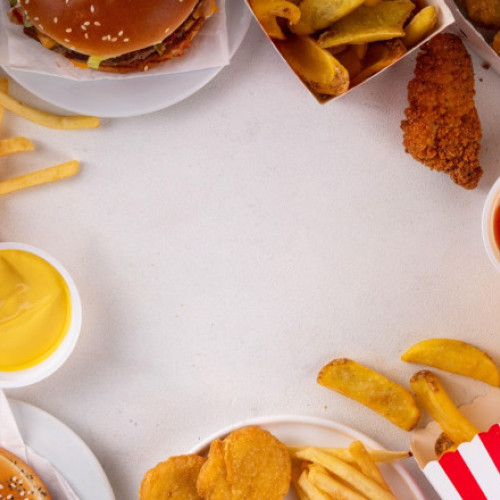 Consumul de alimente ultra-procesate, amenințare majoră pentru sănătatea globală