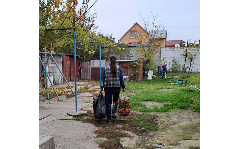 „Îngerii lui Costel” aduc bucurie pentru peste 700 de familii în prag de Crăciun