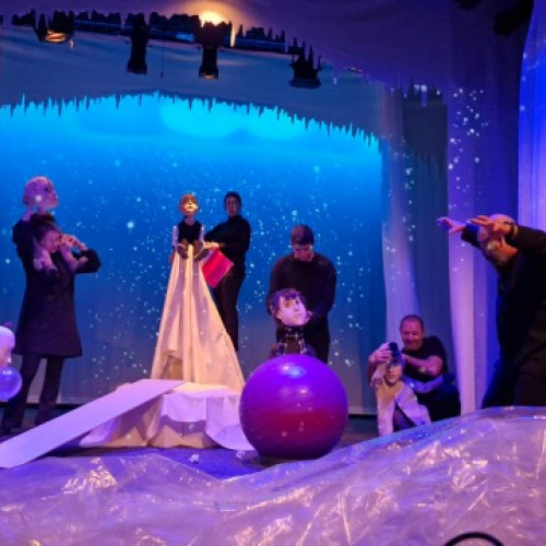 Premiera spectacolului „Poveste de iarnă” la Teatrul Arlechino în noiembrie