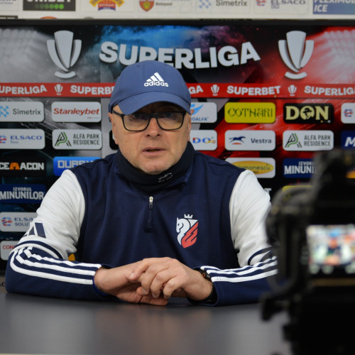 VIDEO Antrenorul FC Botoșani, Leo Grozavu, despre meciul cu Dinamo: Evident are o miză, ținând cont că ei sunt în spatele nostru