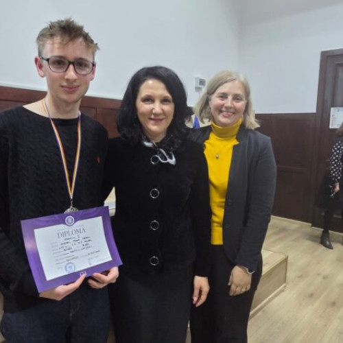 Tudor Ștefan Anghel de la B.P. Hasdeu, premiat la Concursul Național de Chimie
