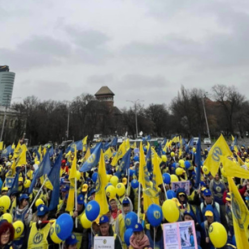 Federaţia Solidaritatea Sanitară cere renunțarea la reducerea salariilor din sănătate