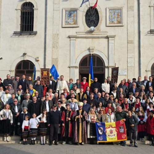 Constănțenii sărbătoresc Ziua Comunității Etnice pe treptele Bisericii Grecești