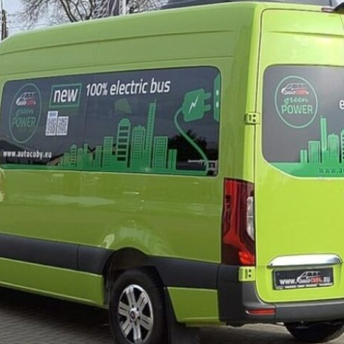 Consiliul Județean Buzău redistribuie finanțarea pentru microbuze electrice școlare