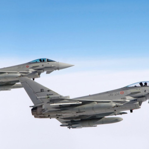 Forțele aeriene române și aliate au interceptat ținte aeriene lângă granița cu Ucraina