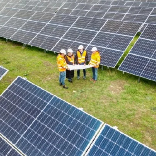 Consiliul Județean Buzău pregătește parcuri fotovoltaice pentru alimentarea a 19 clădiri publice