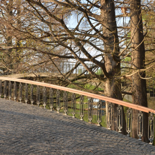 Vremea se va menține mai caldă decât media până la mijlocul lui decembrie