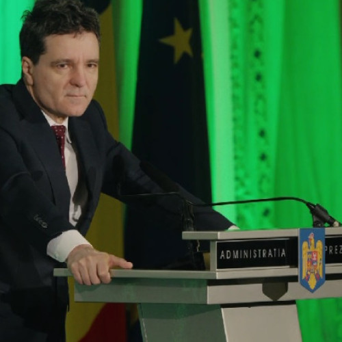 Nicușor Dan: mediul privat trebuie să contribuie la digitalizarea administrației statului