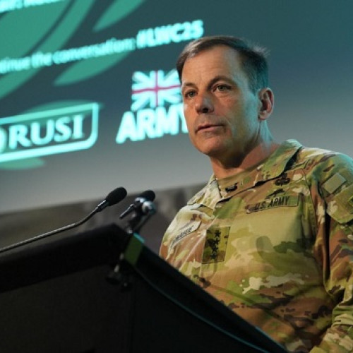 General american în vizită la Baza Kogălniceanu după incidentele cu drone din spațiul aerian românesc