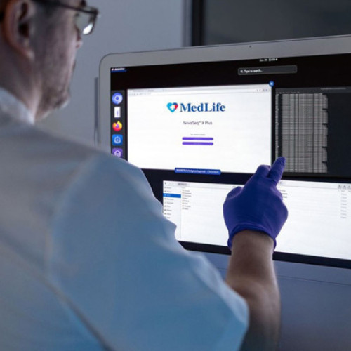 Medicina personalizată prinde contur și în România prin investiții în genetică