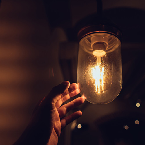 Programul întreruperilor de curent anunțat pentru cartierul Compozitorilor și zona Dacia