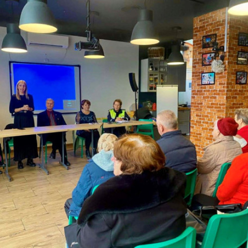 Oradea marchează Ziua eliminării violenței împotriva femeilor prin întâlniri și măsuri de prevenție