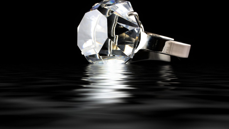 Bărbat reținut după ce a încercat să fure bijuterii scumpe dintr-un mall din Timișoara