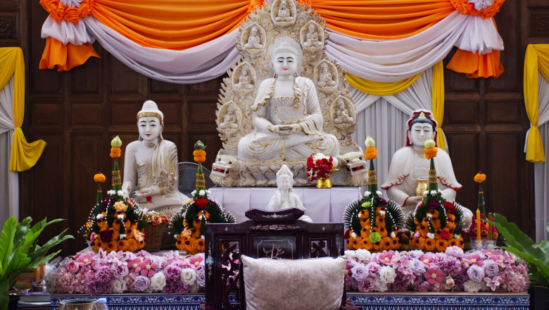 O femeie considerată moartă, găsită vie în timpul pregătirilor pentru incinerare în Thailanda