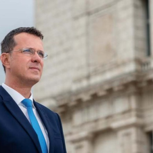 Ionuț Moșteanu, acuzat de falsificarea studiilor în CV-ul oficial