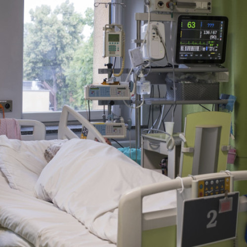 Pacient contestă durata operației după ce a consultat un AI pe telefon