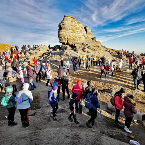 În fiecare 28 noiembrie, la Sfinxul din Bucegi se formează o piramidă energetică