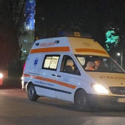 Victimă asistată de SMURD după un accident, autoritățile cer prudență