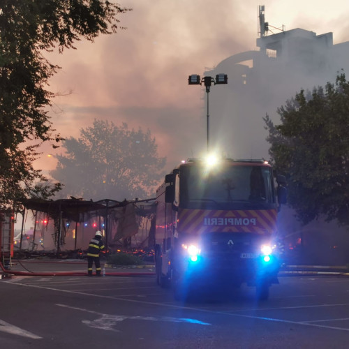 Incendiu la Detașamentul Port: ISU intervine pentru stingerea focului