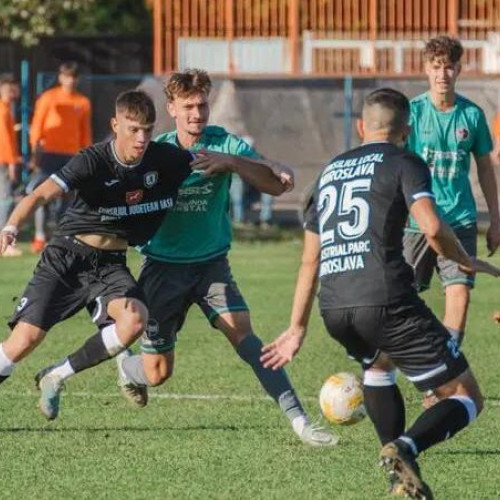 Etapa a XV-a din Liga a III-a atrage interesul microbiștilor ieșeni