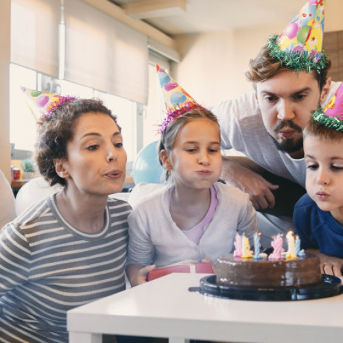 Creștinii ortodocși îl sărbătoresc pe Sfântul Apostol Andrei pe 30 noiembrie