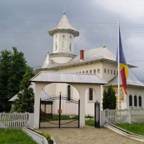 Un nou preot instalat la parohia Sfânta Treime din Smârdan, județul Botoșani