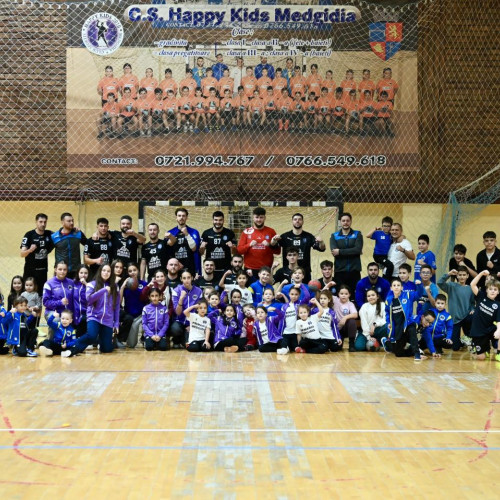 Handbaliștii de la Medgidia impresionează prin joc spectaculos și susținerea fanilor