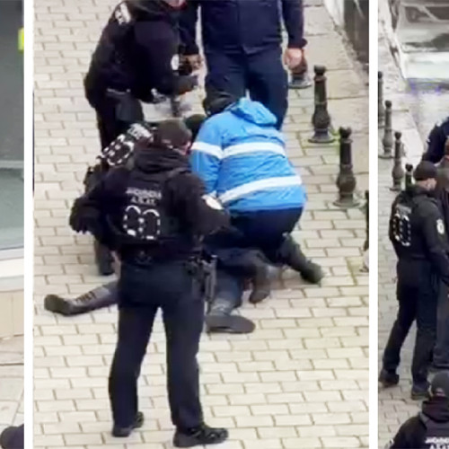 Jandarmii din Constanța au intervenit pentru a calma o femeie recalcitrantă la parada de 1 Decembrie