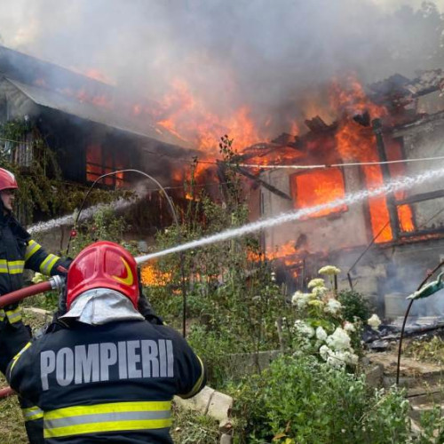 Explozie cu butelie de gaz în Pârjol, bărbat de 59 de ani surprins de suflul exploziei