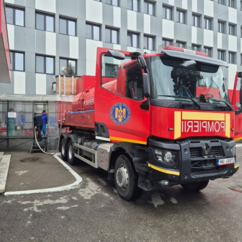 ISU Brașov sprijină județele Prahova și Dâmbovița cu autocisterne de apă potabilă