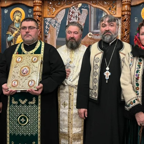 Preotul Andrei Grigore instalat în Parohia Sfinții Arhangheli Mihail și Gavril din Dorohoi