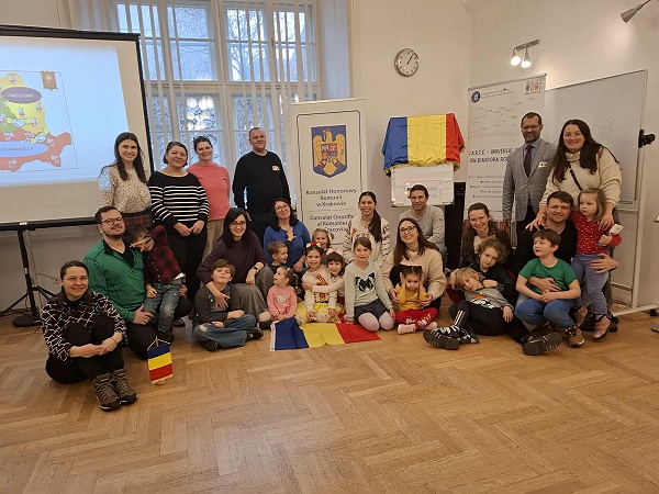 Comunitatea sătmăreană sărbătorește Ziua Națională a României la Cracovia