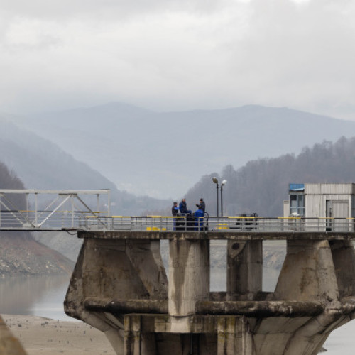 Operatorul rețelei de apă din Prahova acuză ANAR și Ministerul Mediului pentru criza apei