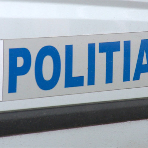 Doi polițiști de penitenciar reținuți pentru trafic de droguri și introducerea ilegală de telefoane la Jilava