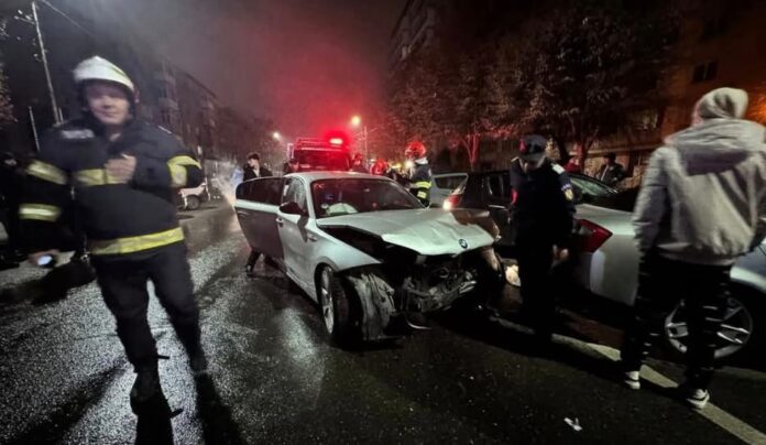 Accident rutier în Slatina: un tânăr a lovit două mașini parcate fără victime