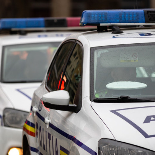 Bărbat urmărit după ce a lovit patru mașini și a circulat pe contrasens în București