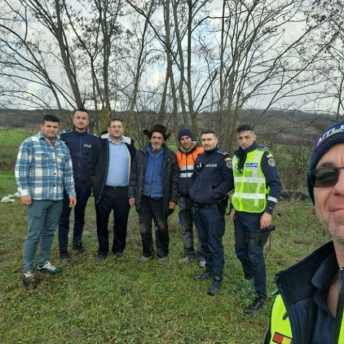 Bărbat de 71 de ani găsit teafăr după ce s-a rătăcit în pădure