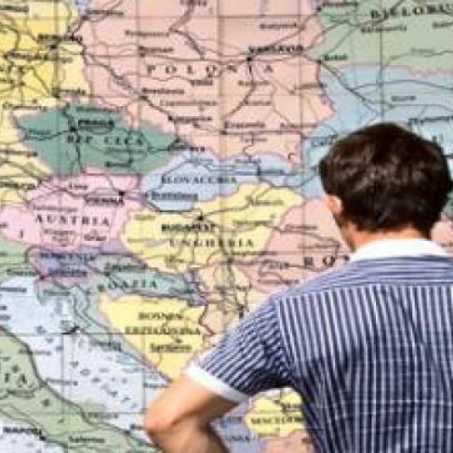 Scade interesul românilor pentru locurile de muncă în străinătate în 2025