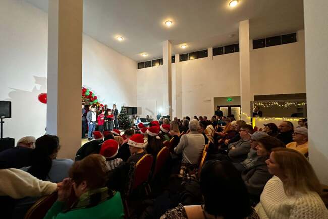 Concertul tradițional de Crăciun din Cenad aduce în prim-plan colaborarea cu studenții UVT