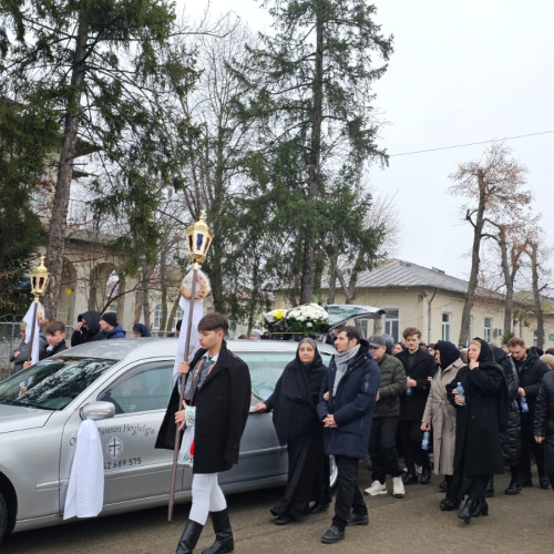 Maria Macuc, preoteasa din Săveni, condusă pe ultimul drum de o comunitate îndoliată