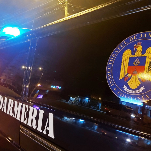 Bărbat recalcitrant încătușat și sancționat la Agigea după intervenția jandarmilor