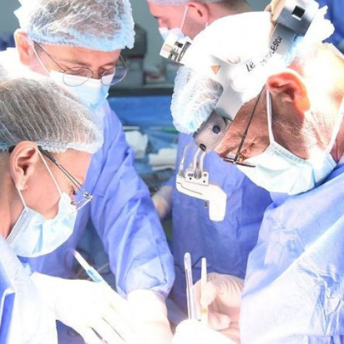 Miruna a învins cancerul de col uterin după o operație complexă la SANADOR