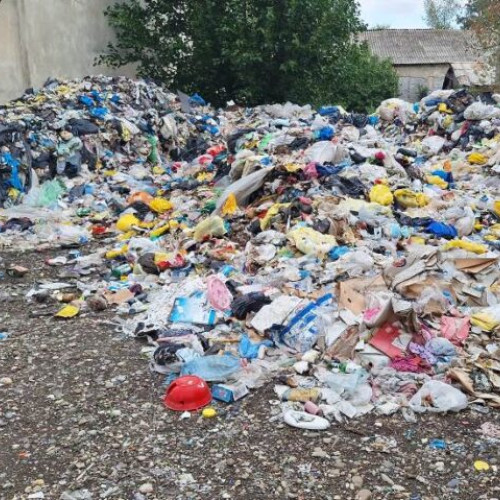 Primăriile din Galați amendate cu peste 700.000 de lei pentru gestionarea defectuoasă a deșeurilor