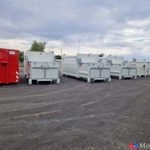 Centrul de colectare a deșeurilor din Moșnița Nouă va avea program special de sărbători