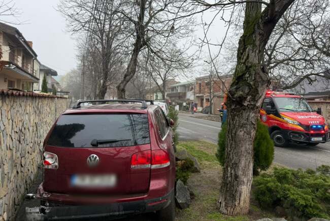 Bărbat de 70 de ani din Timișoara intră cu mașina într-o conductă de gaz