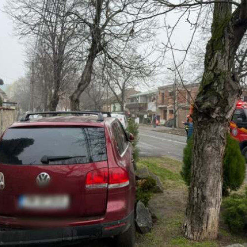 Bărbat de 70 de ani din Timișoara intră cu mașina într-o conductă de gaz