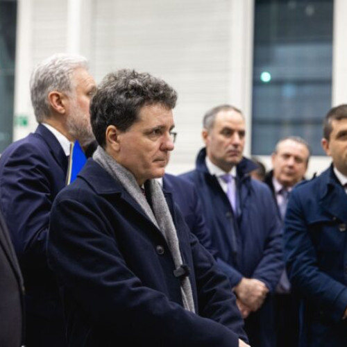 Președintele Nicușor Dan a vizitat fabrica Thales, liderul european în radare militare