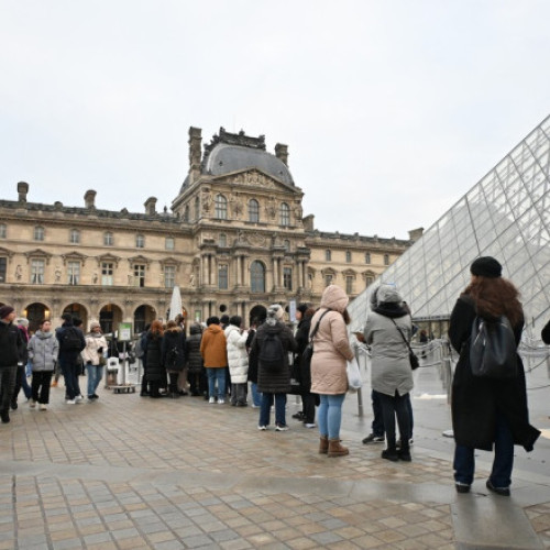 Raportul anchetei: jaful de la Luvru putea fi oprit cu 30 de secunde înainte